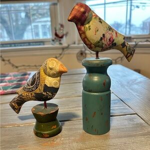 Vintage Metal Calico Birds on stands Set of 2